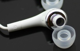 三星i9300耳机的音质和舒适度如何？（以三星i9300耳机为例，探讨其音质和舒适度的表现）