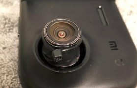 优步智能后视镜（性的智能科技提升驾驶安全与便利性）