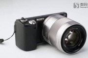 Sony55寸8000E评测报告（探索索尼55寸8000E的优势与特点，为您提供详尽的购买建议）