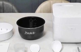 美的电饭锅的优势及用户体验（便捷高效、智能科技助力家庭烹饪）