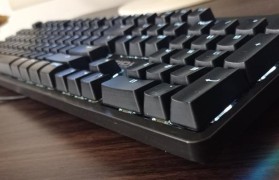 探索zk1300键盘的特点与优势（一款高性能键盘助力高效办公）