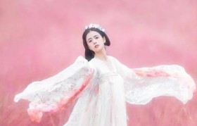 一键钟情（探索一键钟情的利与弊，了解它对爱情的影响）